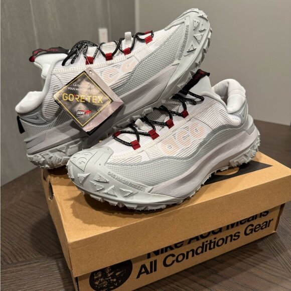 Nike ACG Gray and White Trail Sneakers - Picture 1 of 4